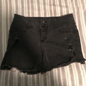 BLACKHEART size 3 black shorts